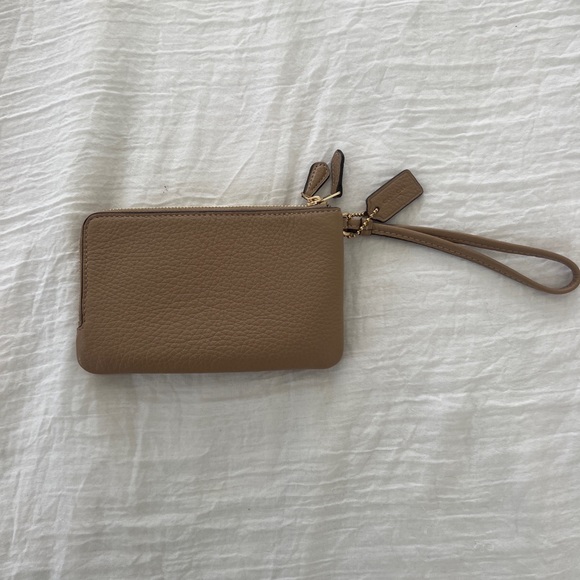 Coach Wristlet - Picture 2 of 4